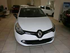 RENAULT - NUOVA CLIO 0.9 TCE MOSCHINO ZEN - hlehlje